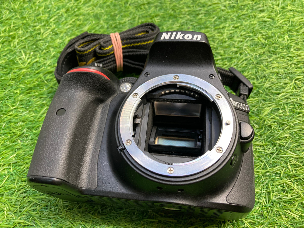 Nikon D5300 + 18-55mm 6000 кадров Покупка/Продажа