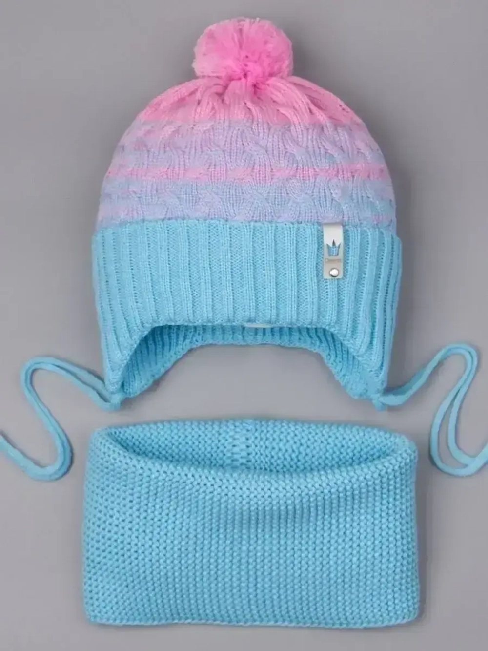 Шапка для девочки осенняя вязаная и снуд