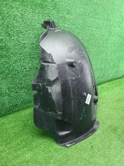 Подкрылок передний правый Mercedes GLS x167 19-24