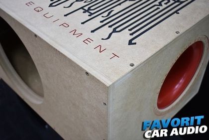 Вот такого красавца выпустила компания AURA