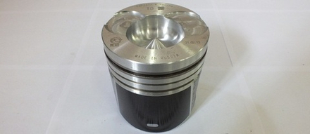 Поршень (КМЗ) с рассекателем со вставкой для ДВС евро 2 КМЗ 012 740.30-1004015-10