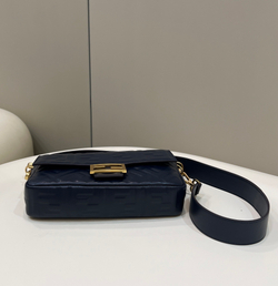 Fendi Baguette 27 cm