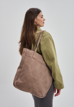 сумка шоппер капучино на молнии замша