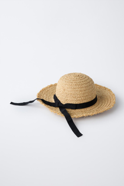ZARA ШЛЯПА ИЗ РАФИИ С НЕОБРАБОТАННОЙ КРОМКОЙ, КАРАМЕЛЬНЫЙ