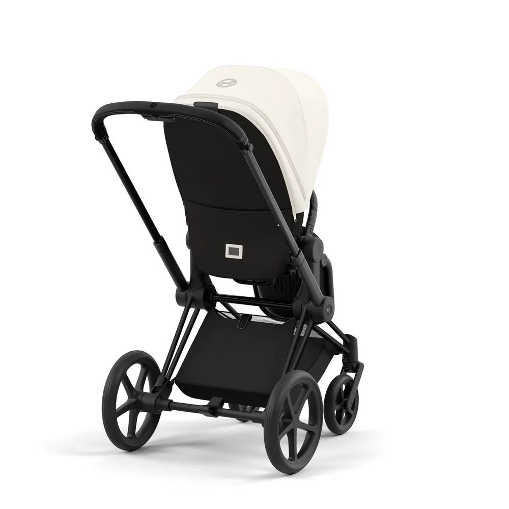Коляска Cybex Priam IV 2 в 1 цвет Off White на шасси Matt Black