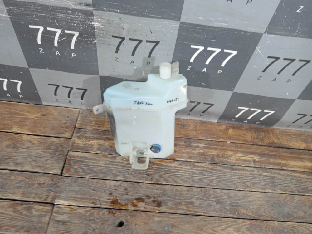 Бачок омывателя Tank 500 21-нв Б/У Оригинал 5207100XKV3CA