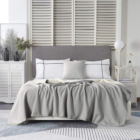 Плед 220х240 Sofi De MarkO Аманда серый