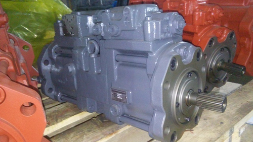 Гидравлический насос на экскаватор Hyundai R140W-7 (31N4-15012)