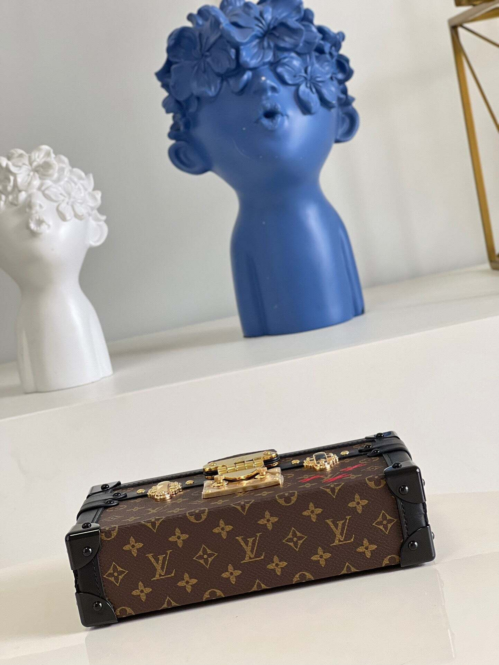 Louis Vuitton Petite Malle