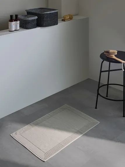 Коврик для ванной с фактурным бортиком бежево-серого цвета из коллекции essential, 50х80 см