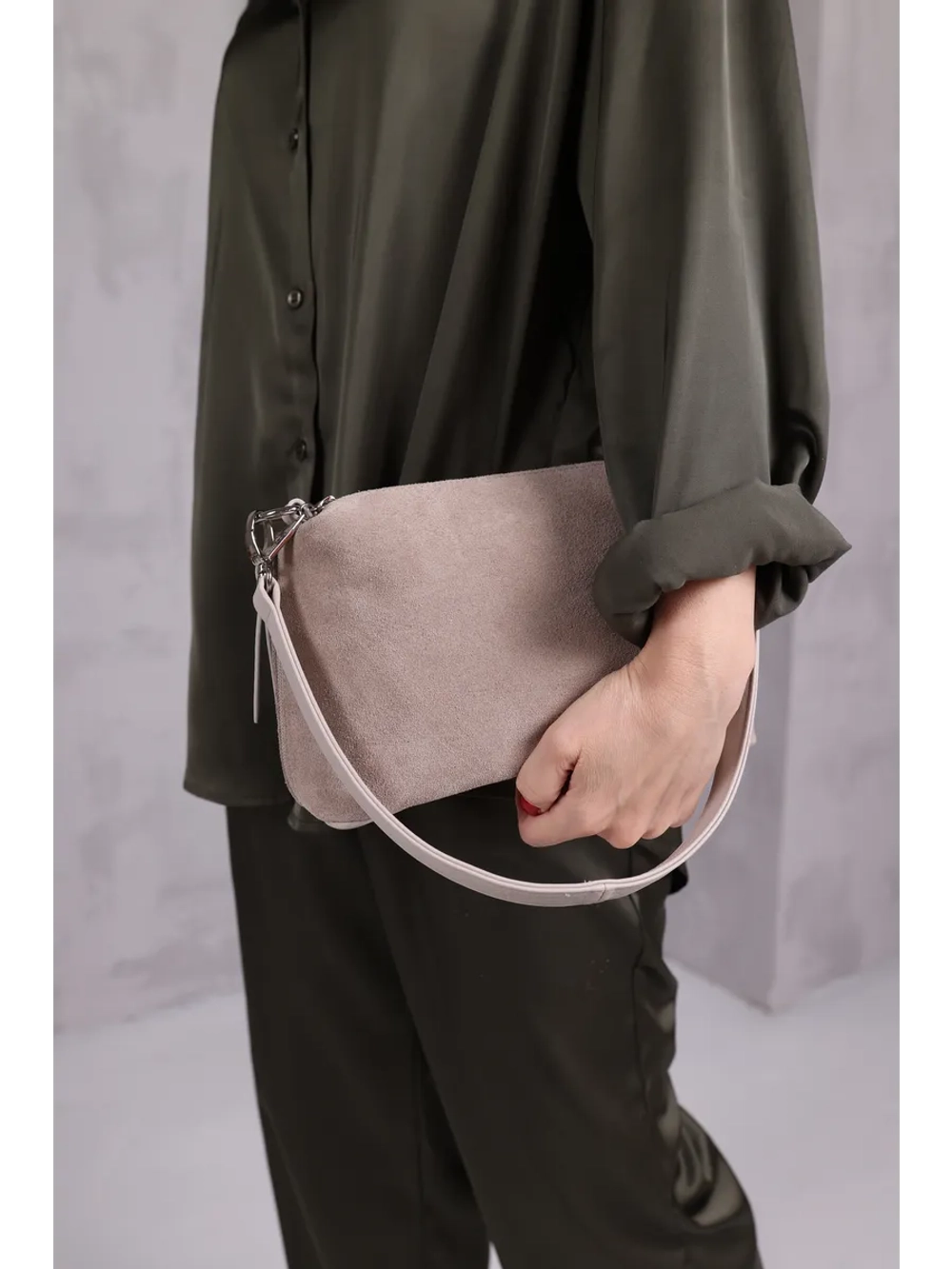 Сумка через плечо маленькая натуральная замша