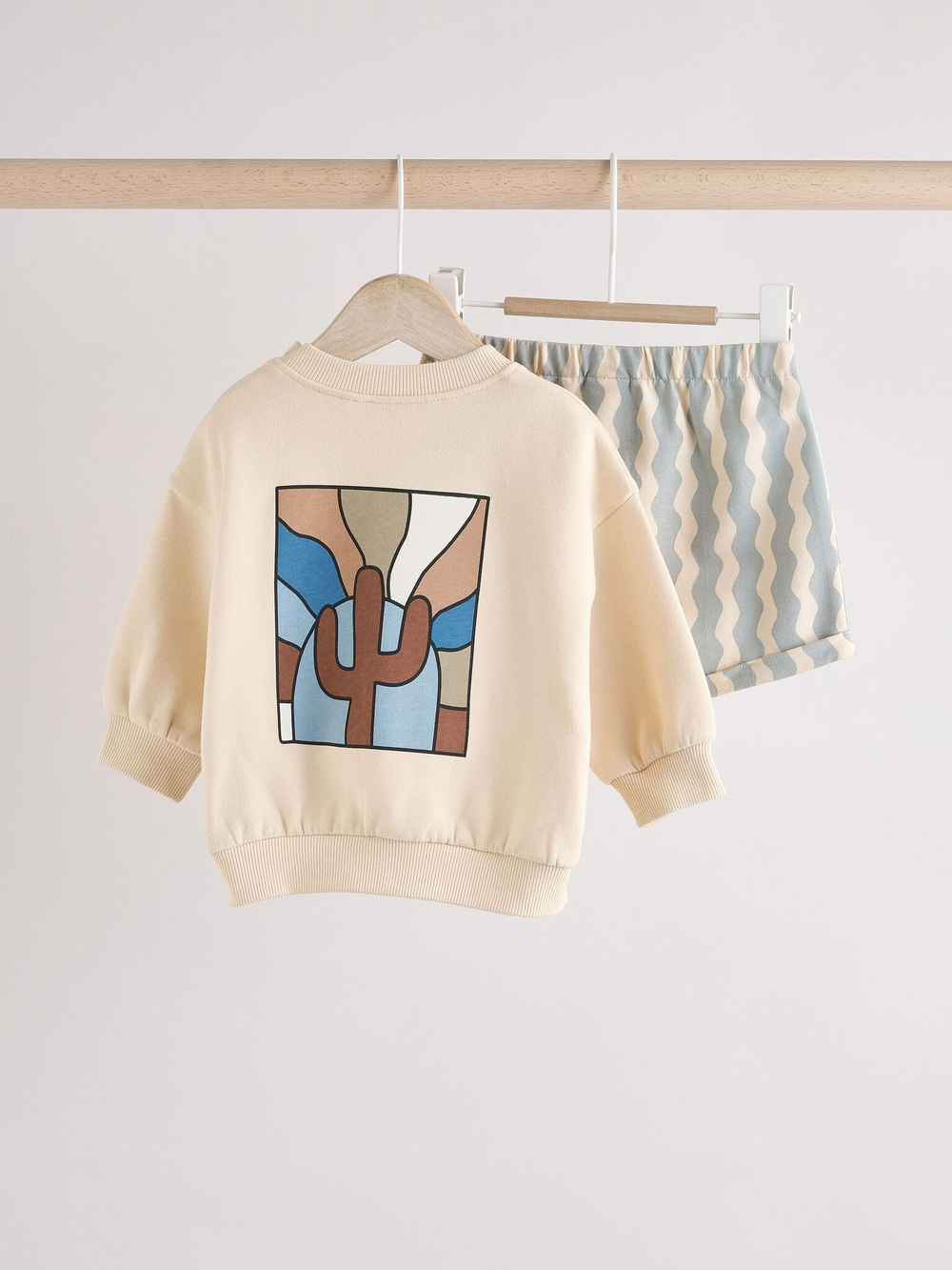 Свитшот и шорты в комплекте для малышей Next AA1-492, Светло-бежевый