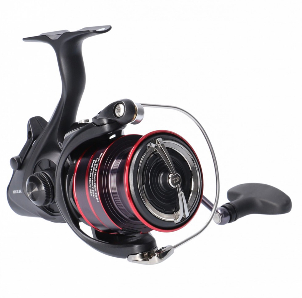Катушка безынерционная с байтраннером Daiwa Ninja BR 20 LT 4000-C