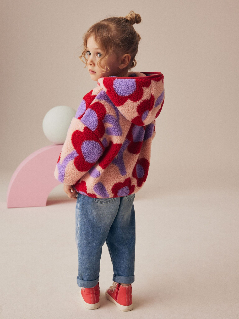 Куртка флисовая с капюшоном для девочки Next 378-119, Красный, Сиреневый, Бежевый