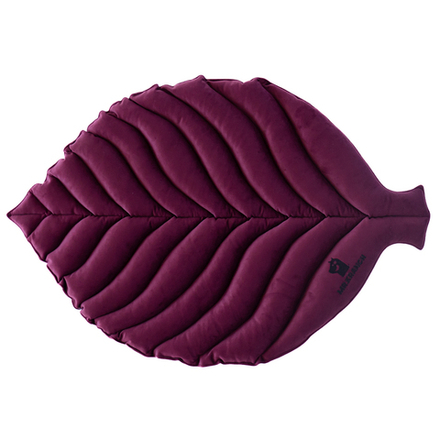 Лежанка Mr.Kranch для собак Листочек большая размер 120х73х6см фиолетовая