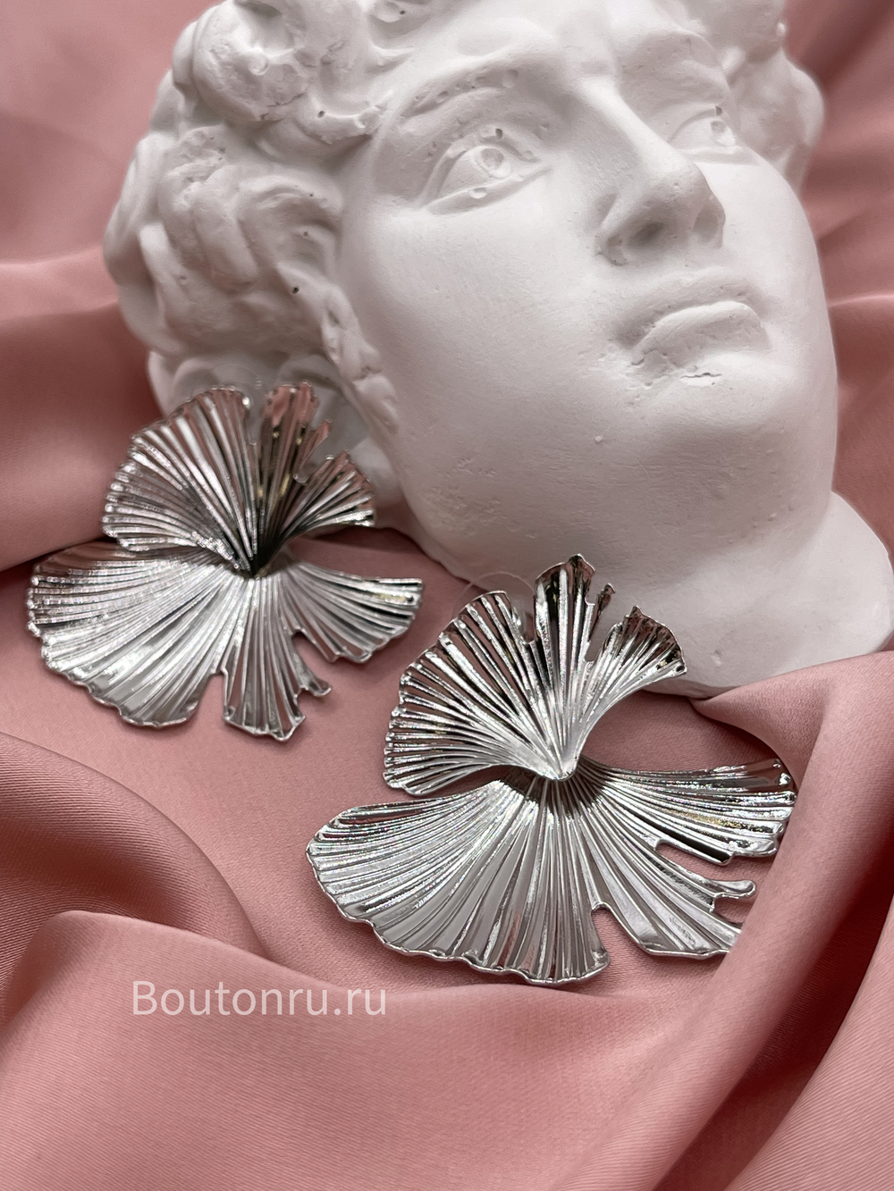 Серьги серебристые в форме листьев Гинкго