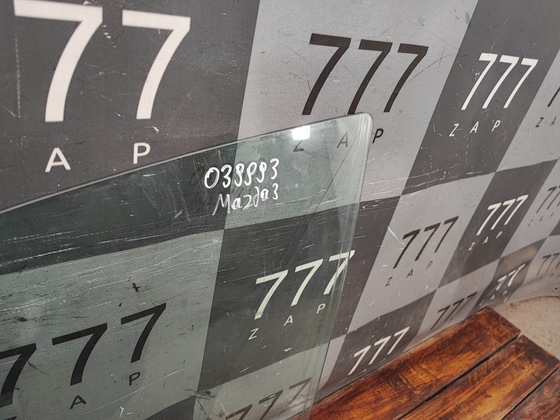 Стекло двери передней левой Mazda 3 (BK) 03-09 Б/У Оригинал BP4K59511B