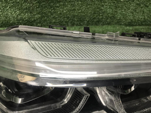 Битая Фара правая BMW X3 G01 (17-21) Adaptive LED