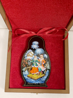 Сувенир "Матрешка" с росписью Палех в подарочном футляре
