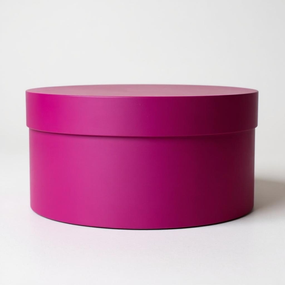 Плотная короткая круглая коробка(без ручек). Цвет: Фуксия.