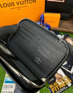 Кошелек Louis Vuitton