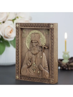 Лука Крымский икона деревянная резная, ясень