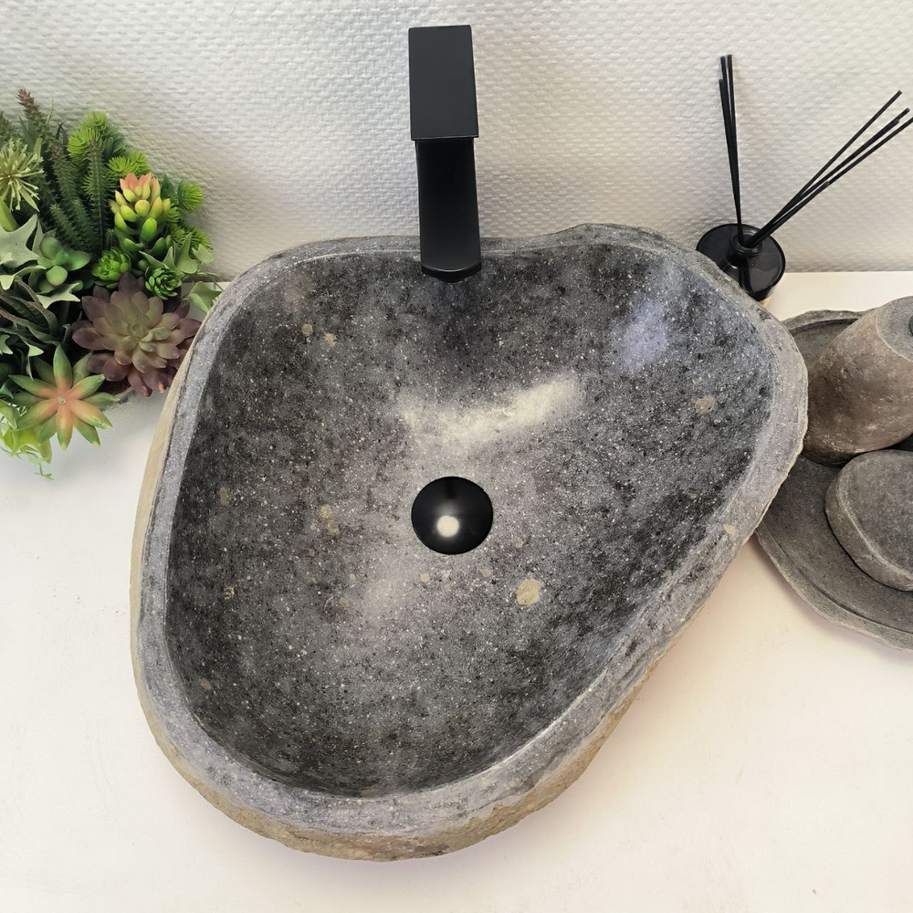 Раковина из речного камня RS-63415 (47*45*16) 0123