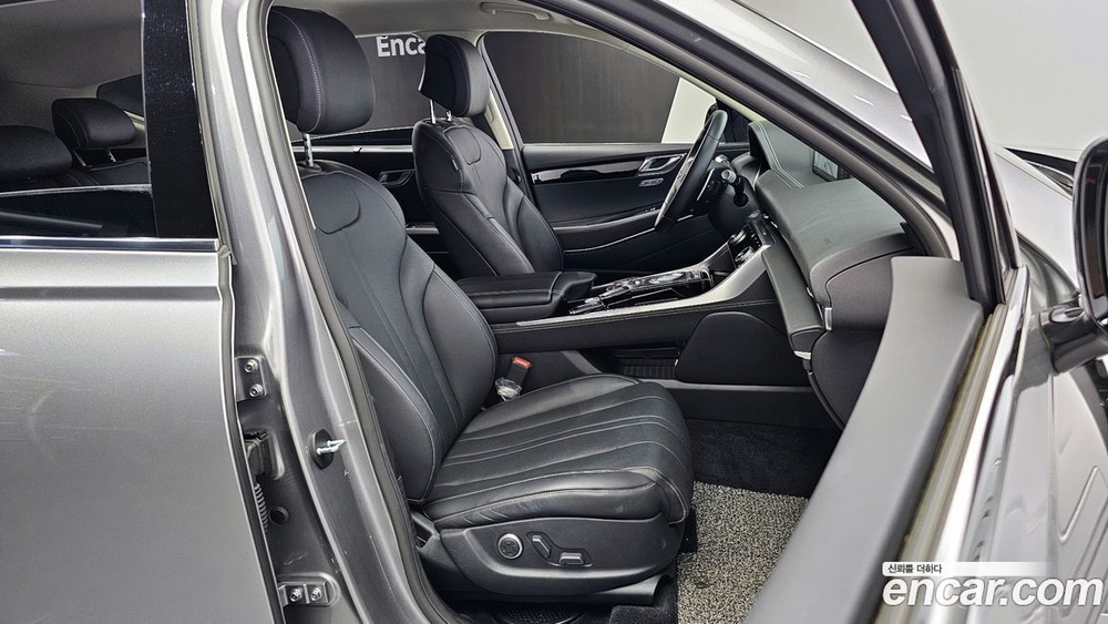 Genesis GV80 3.0 Дизель 2WD (10.2020)
