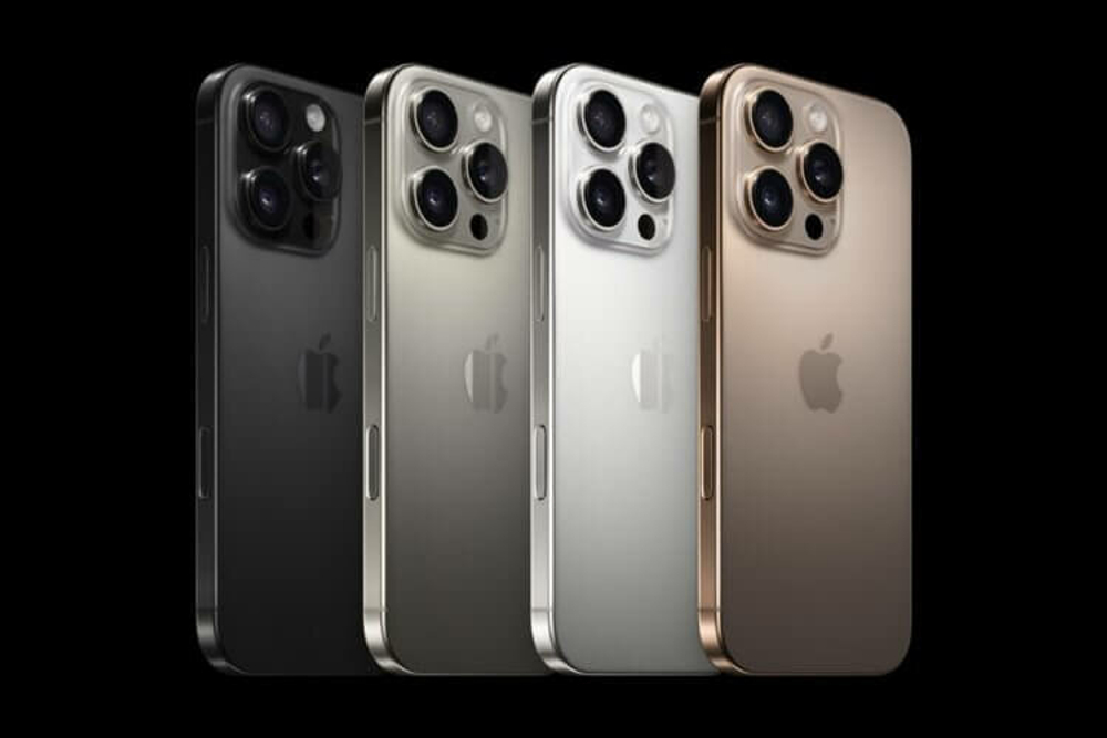 Смартфон Apple iPhone 16 Pro 256Gb Natural Titanium (титан) (eSIM)