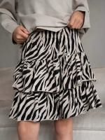 Летний костюм для девочки, лонгслив и юбка