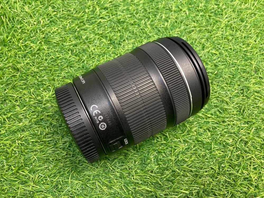 Canon EF-S 18-135mm 3.5-5.6 IS STM