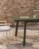 Раздвижной уличный стол Izola из алюминия с зеленой отделкой 220 (280) x 100 см