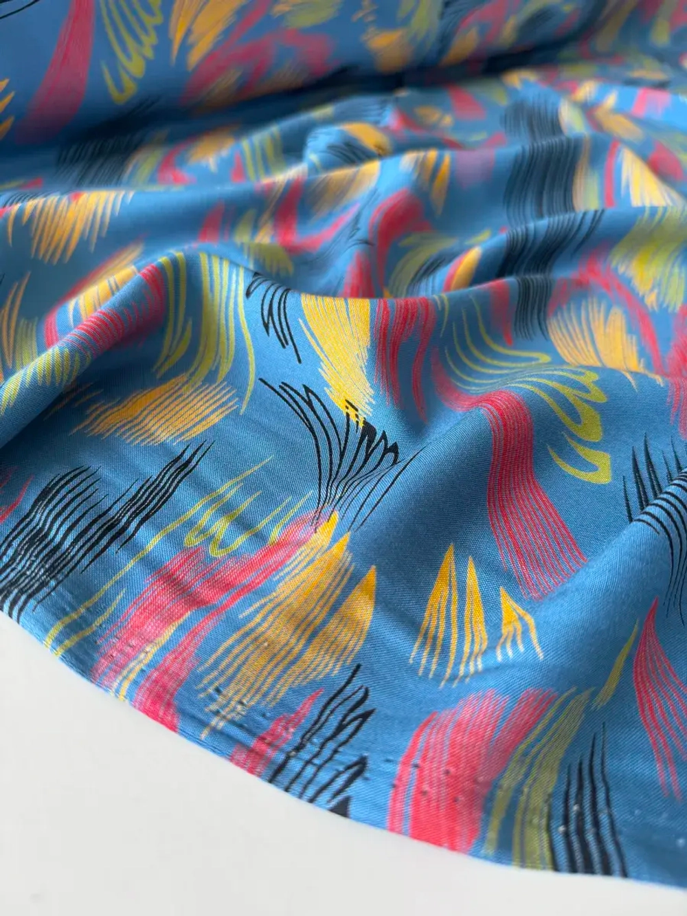 Ткань штапель для шитья 2,5 м плательная вискоза