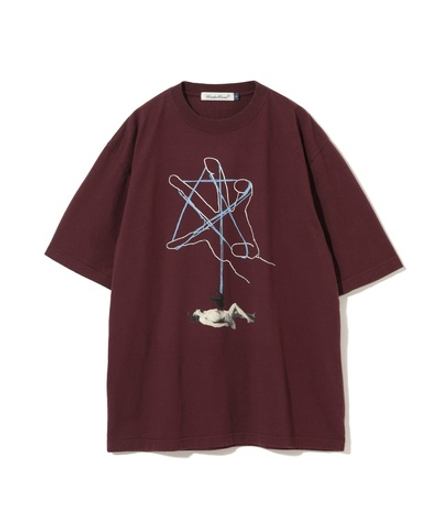 UNDERCOVER ФУТБОЛКА БОРДОВАЯ С ПРИНТОМ