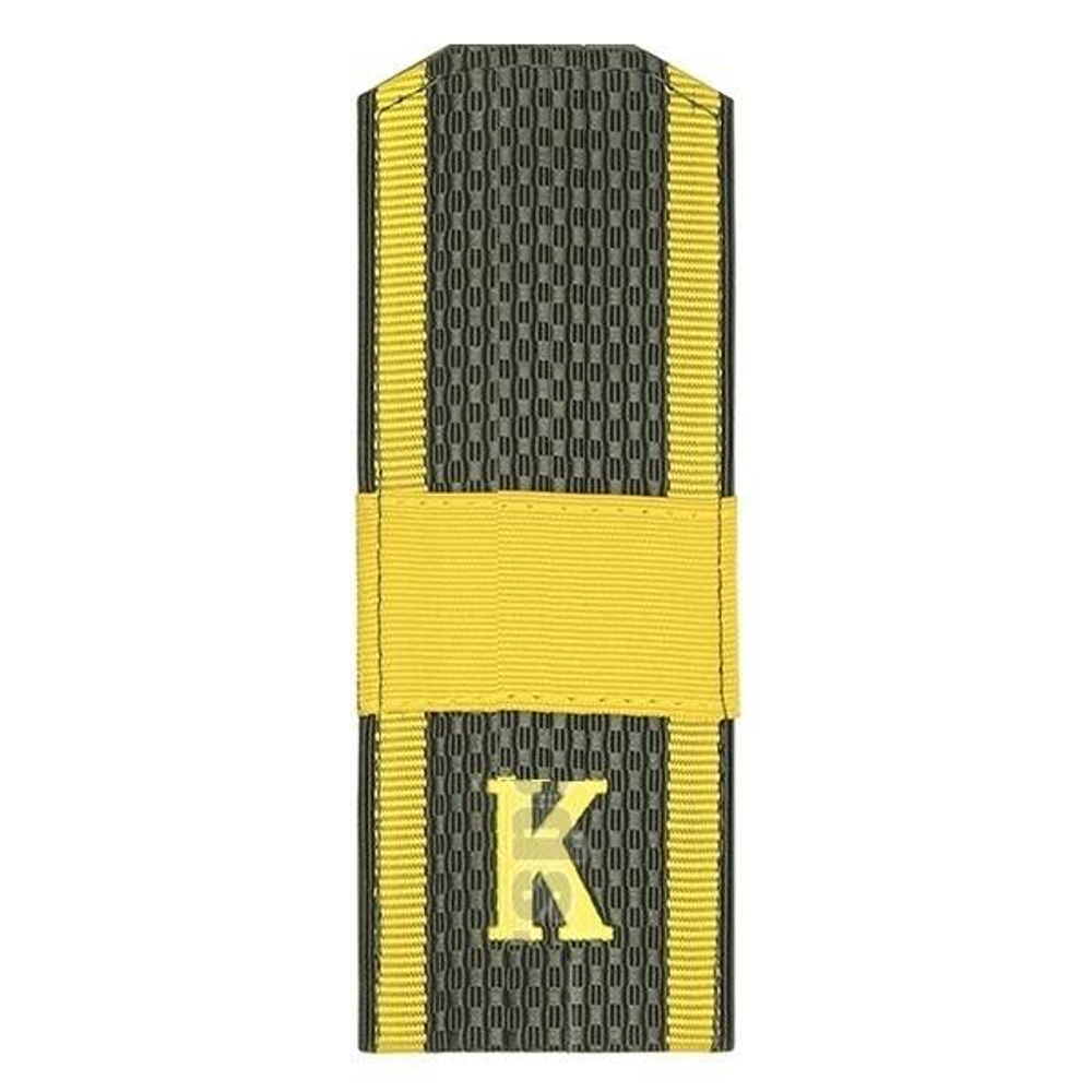 Погоны оливковые с буквой К и нашитым желтым галуном Ст. сержант