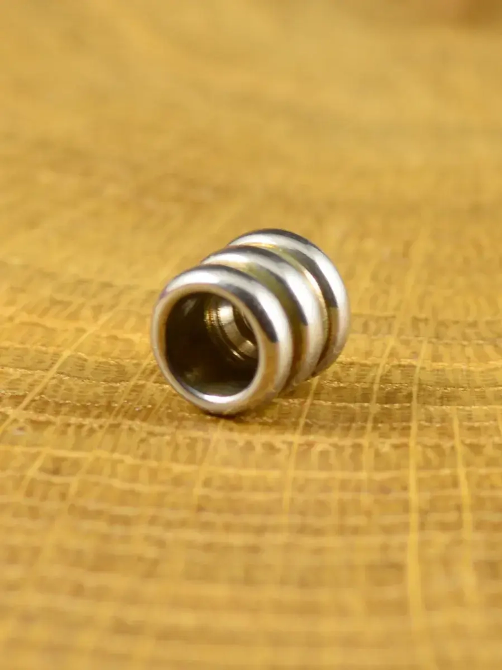 Бусина-концевик из нержавеющей стали