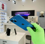 iPhone 13, 256 ГБ б/у