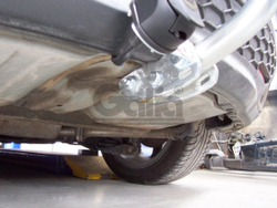 Оцинкованный фаркоп на Honda Civic хетчбек 5 дверей 2006-2012, 2 выхлопные трубы (без электрики), Galia H082C