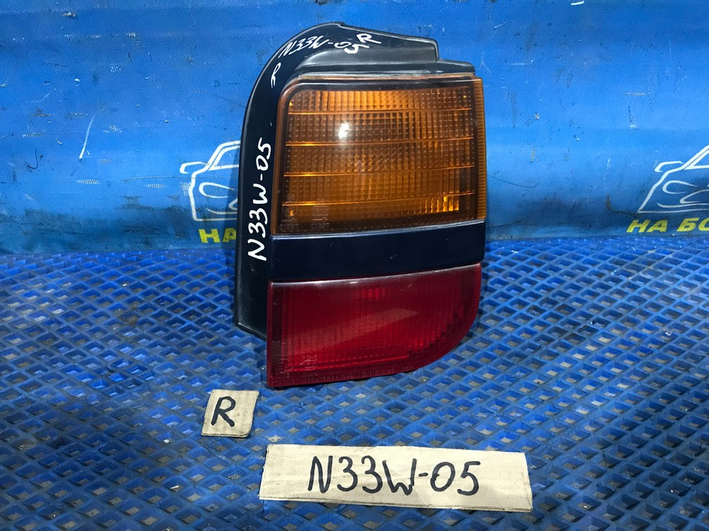 Стоп правый MITSUBISHI CHARIOT 1995