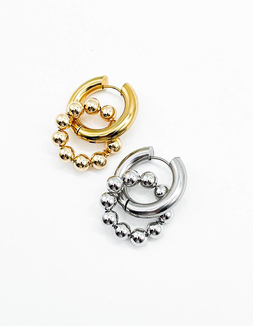 Подвеска Кольцо из бусин  6 мм / gold -silver /