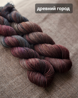 Предзаказ ! Носочная пряжа с пухом яка "Тибетский календарь"