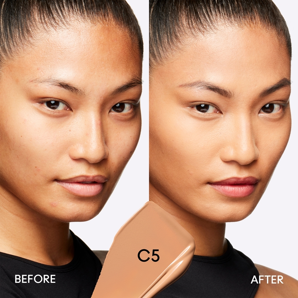 MAC Cosmetics Studio Fix Fluid SPF 15 24HR Matte Foundation + Oil Control - Матирующая тональная основа SPF 15, 30 ml