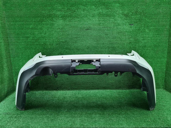 Бампер задний Toyota Land Cruiser 300 (2021-н.в.)