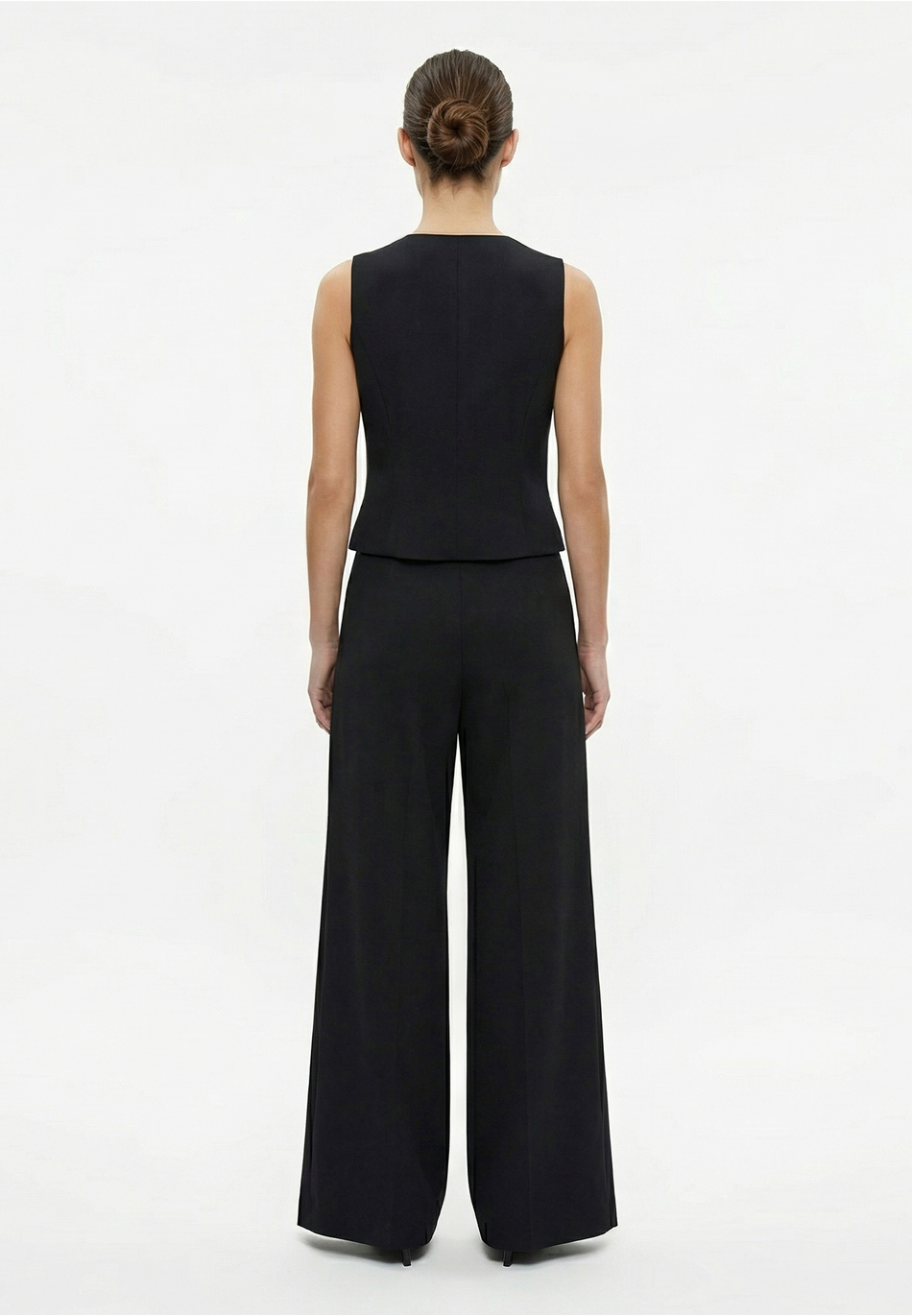 Жилет из костюмной ткани