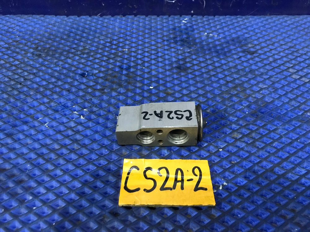 Клапан кондиционера MITSUBISHI LANCER 2002