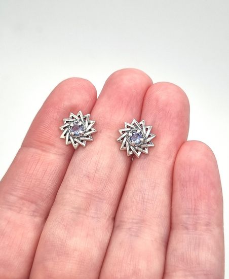 Эрцгамма. Серьги пусеты.