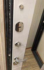 Форпост Эверест Зеркало