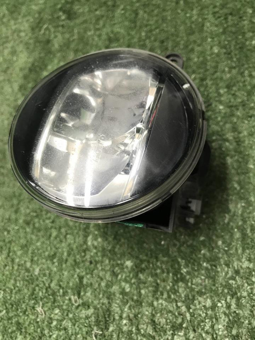 ПТФ левая Toyota Camry XV50 XV70 (2017-2021) LED