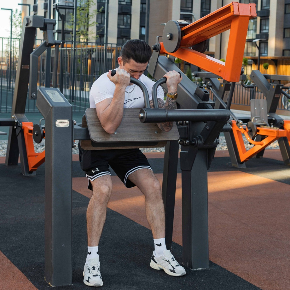 Power-1811 Уличный тренажер Бицепс-машина с переменной нагрузкой ZAVODSPORTA