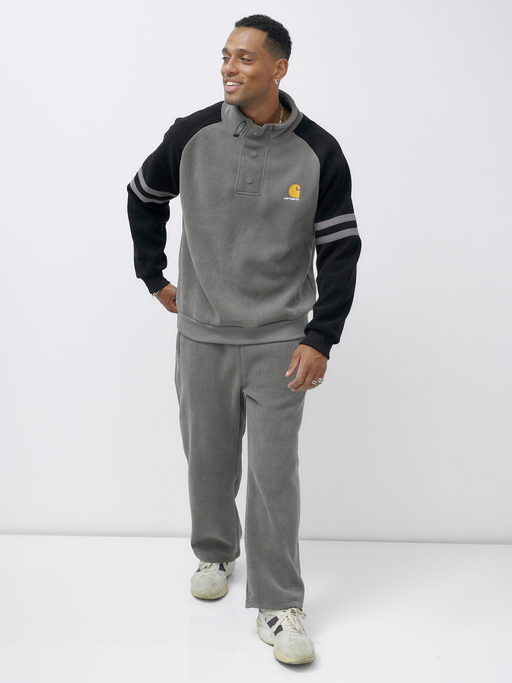 Спортивный костюм мужской демисезонный на флисе серого цвета 322Sr